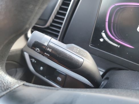 Used 2025 Kia Sportage LX image 31