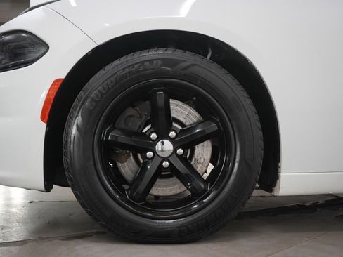 Used 2017 Dodge Charger Police w/ Convenience Group I image 28