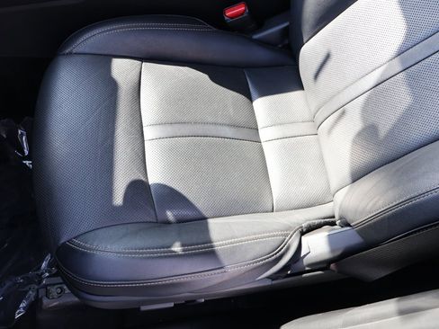 Used 2024 MAZDA CX-90 3.3 Turbo w/ Preferred Plus image 33