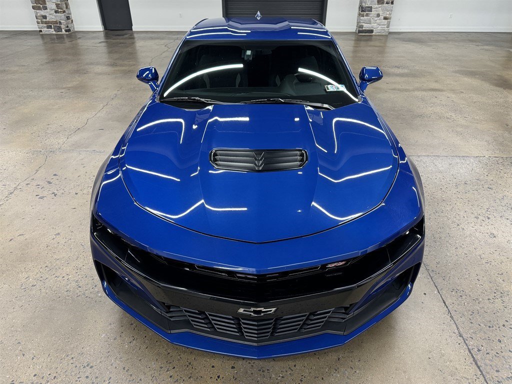 Used 2019 Chevrolet Camaro SS RWD image 21