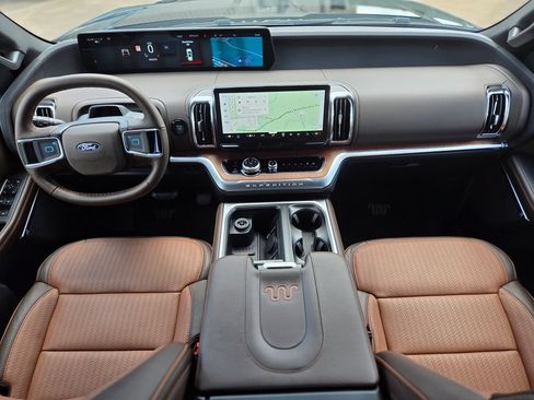 New 2027 Ford Expedition King Ranch RWD image 9