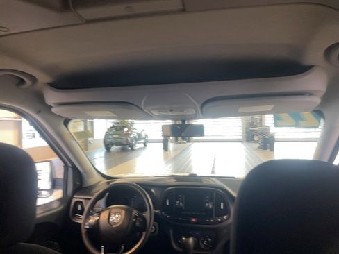 Used 2022 RAM ProMaster City Wagon image 22