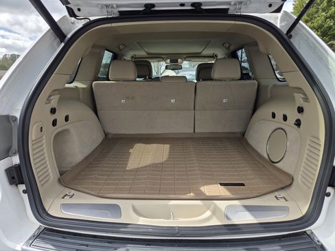 Used 2014 Jeep Grand Cherokee Overland image 31