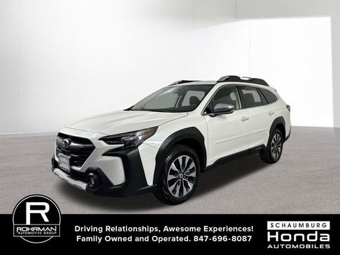 Used 2025 Subaru Outback Touring XT image 2