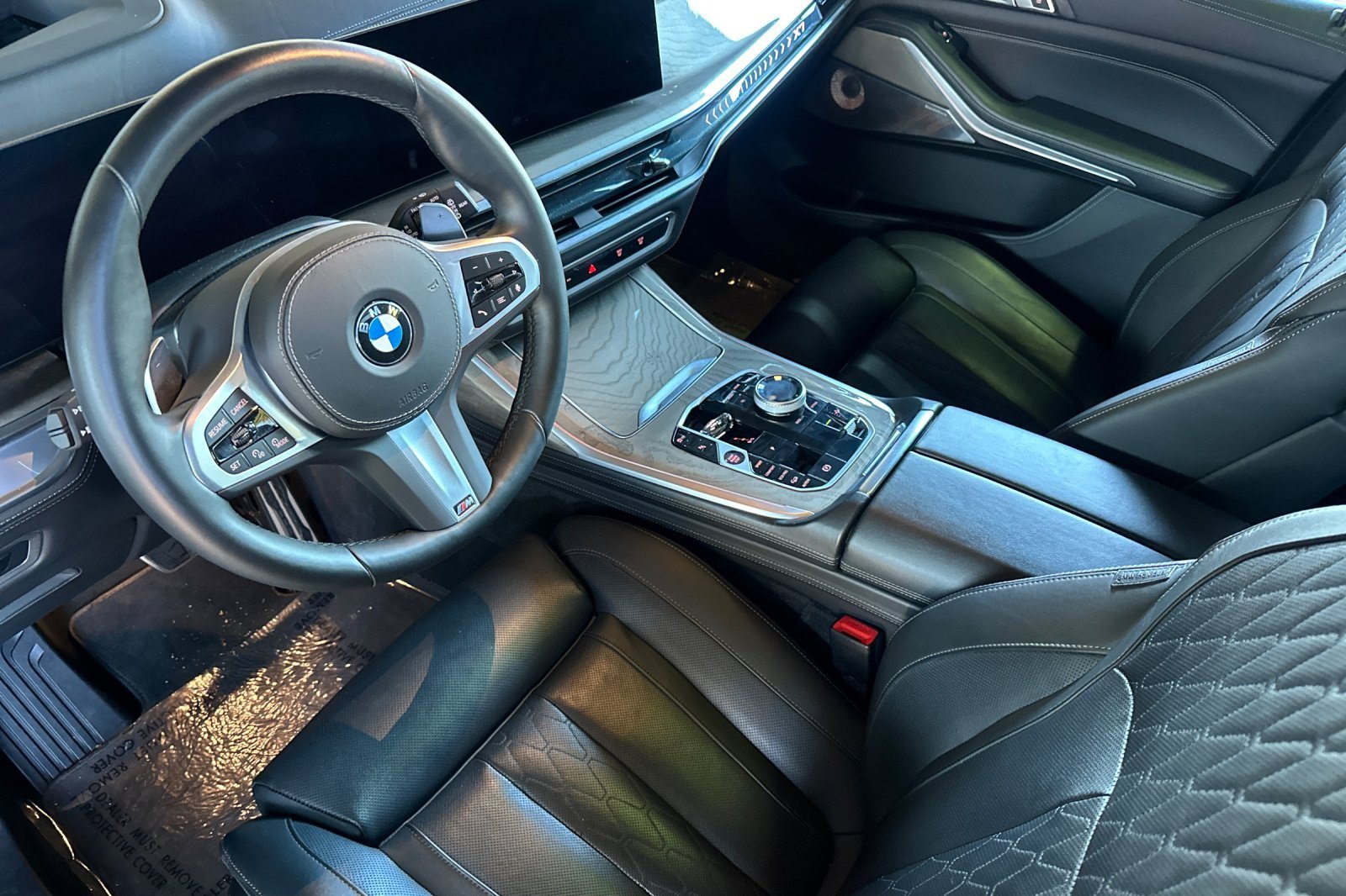 Certified 2026 BMW X7 xDrive40i w/ Executive Package AWD/4WD image 11