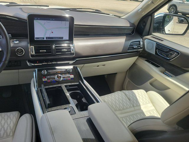 Used 2020 Lincoln Navigator Black Label w/ Cargo Convenience Package AWD/4WD image 25