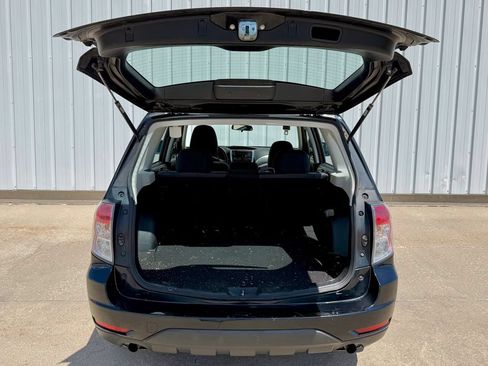 Used 2010 Subaru Forester 2.5X AWD/4WD image 16