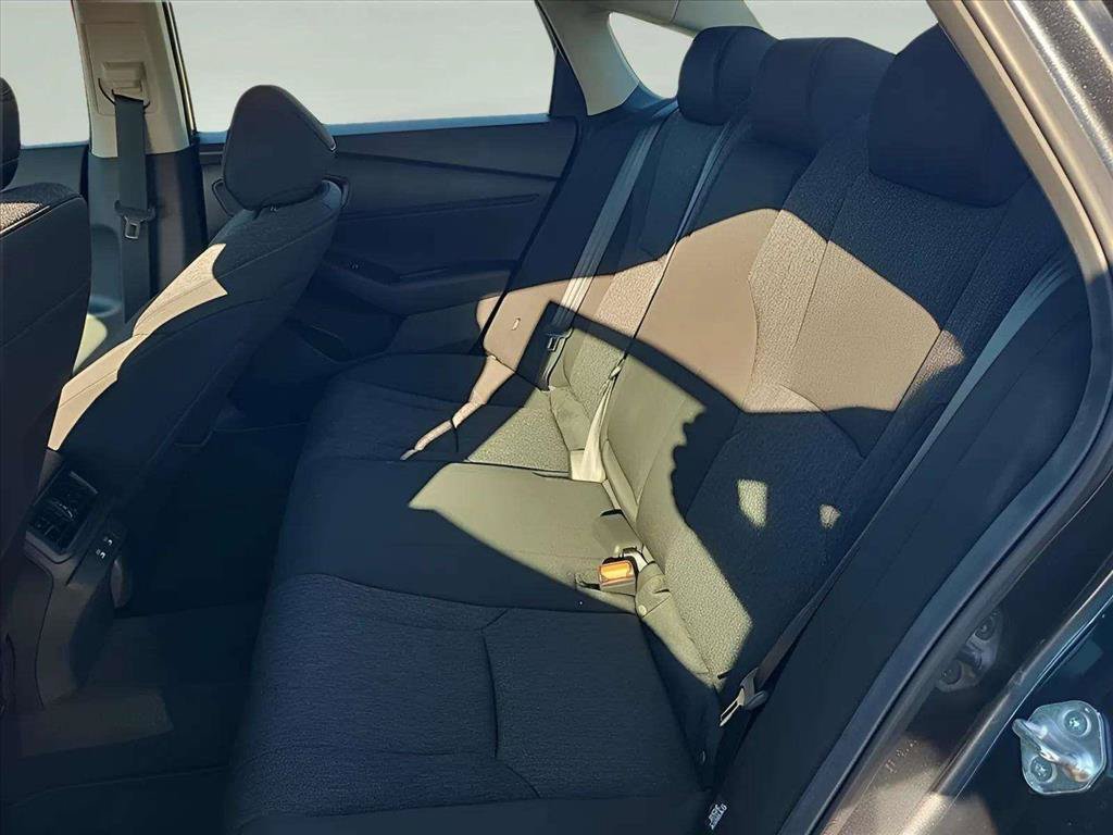 Used 2025 Honda Accord LX image 15