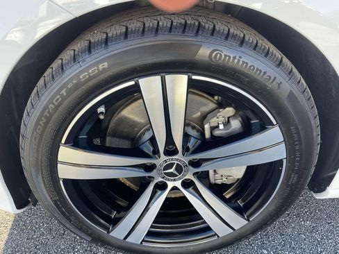 Used 2022 Mercedes-Benz C 300 Sedan image 8