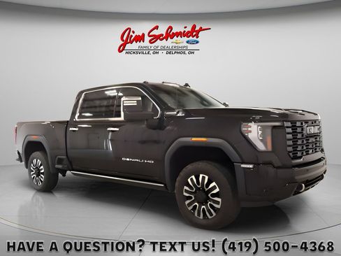Used 2025 GMC Sierra 2500 Denali Ultimate AWD/4WD image 1
