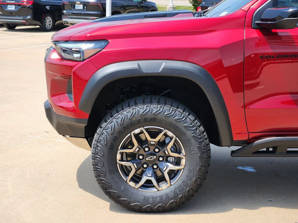 New 2026 Chevrolet Colorado ZR2 w/ Technology Package AWD/4WD image 5