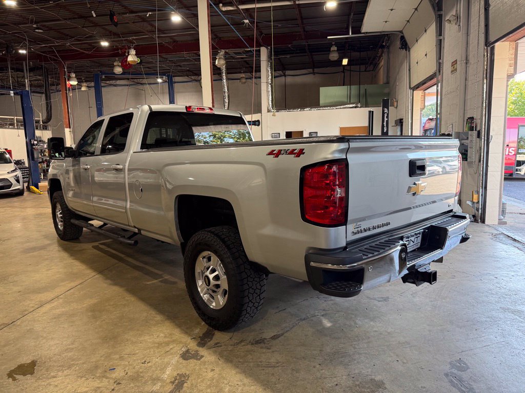 Used 2019 Chevrolet Silverado 2500 LT w/ LT Convenience Package AWD/4WD image 8
