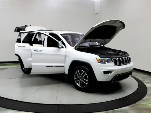 Used 2020 Jeep Grand Cherokee Limited w/ Luxury Group II RWD image 10