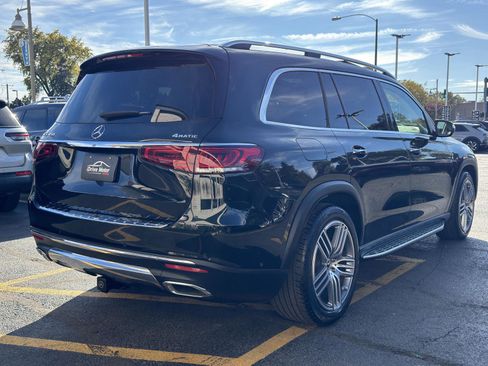 Used 2021 Mercedes-Benz GLS 450 4MATIC image 12