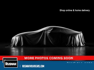 Used 2018 Land Rover Range Rover Evoque SE image 1