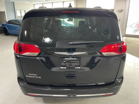 Used 2019 Chrysler Pacifica Touring-L Plus w/ Advanced Safetytec Group image 6