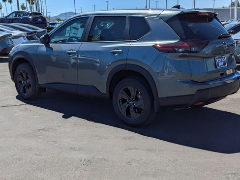 New 2026 Nissan Rogue SV image 4