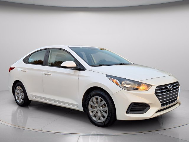 Used 2021 Hyundai Accent SE FWD image 5