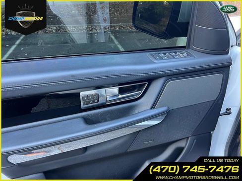 Used 2013 Land Rover Range Rover Sport HSE LUX w/ Luxury Interior Pkg image 17