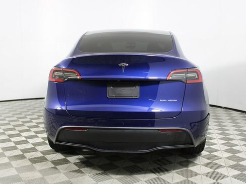 Used 2021 Tesla Model Y Long Range image 30