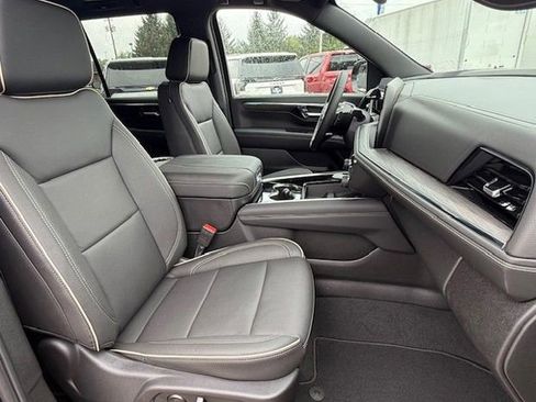 New 2025 Chevrolet Tahoe Premier w/ Sun And Tow Package image 20