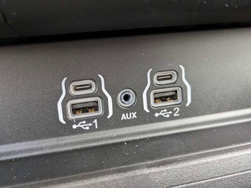 New 2026 RAM 1500 Express AWD/4WD image 21
