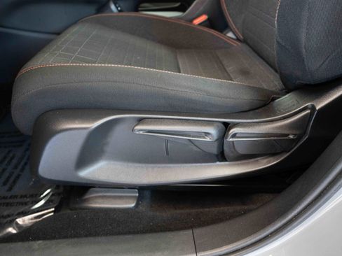 Used 2024 Honda HR-V Sport image 12