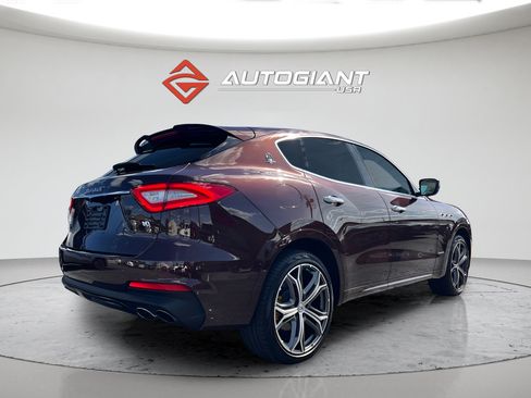 Used 2019 Maserati Levante GranSport AWD/4WD image 10