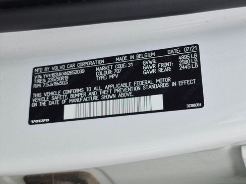 Used 2022 Volvo XC40 T5 Momentum AWD/4WD image 34