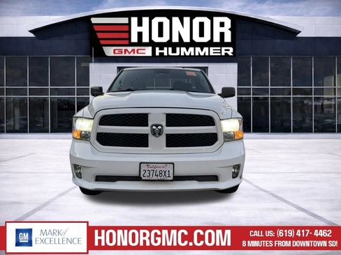 Used 2015 RAM 1500 Express RWD image 2