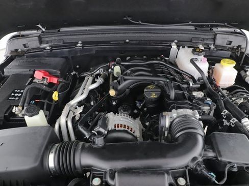 Used 2022 Jeep Gladiator Rubicon w/ Trailer Tow Package image 15