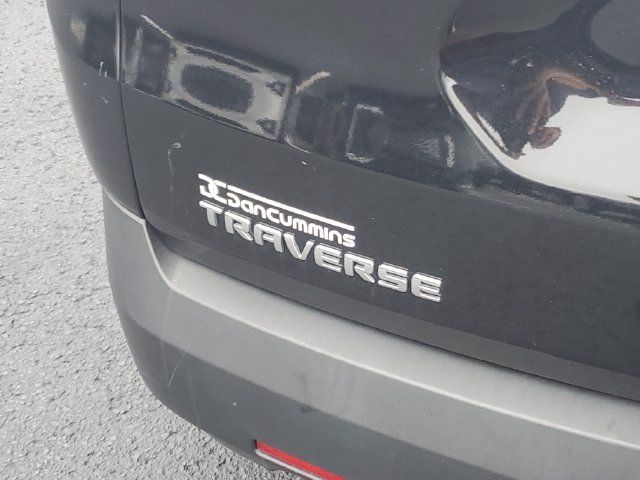 Used 2020 Chevrolet Traverse LS w/ LPO, Floor Liner Package FWD image 9