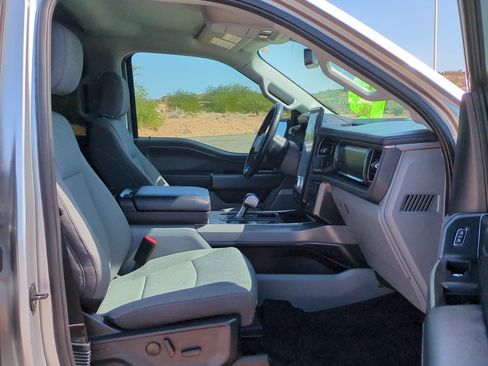 Used 2024 Ford F150 Lightning Flash AWD/4WD image 30