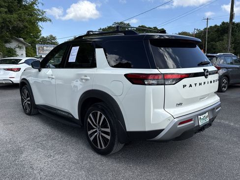 Used 2023 Nissan Pathfinder Platinum w/ Lighting Package (N93) image 3