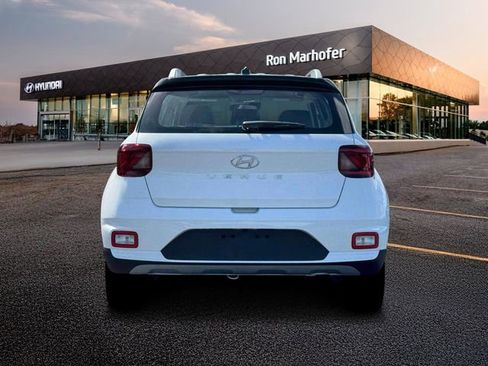 New 2026 Hyundai Venue SEL image 6