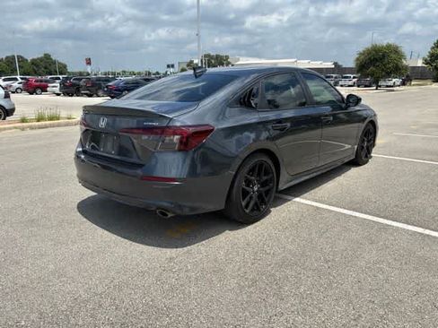 Used 2025 Honda Civic Sport image 5