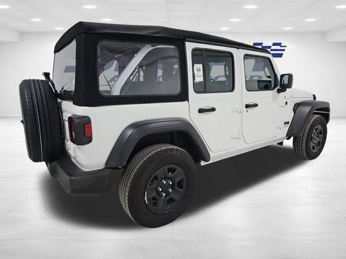 Used 2024 Jeep Wrangler Sport image 4