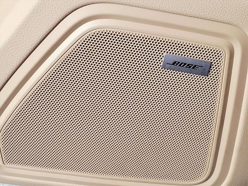 Used 2020 Porsche Macan image 17