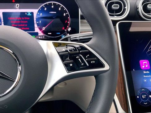 Used 2025 Mercedes-Benz C 300 4MATIC Sedan image 21