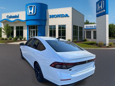 Used 2025 Honda Accord SE image 4