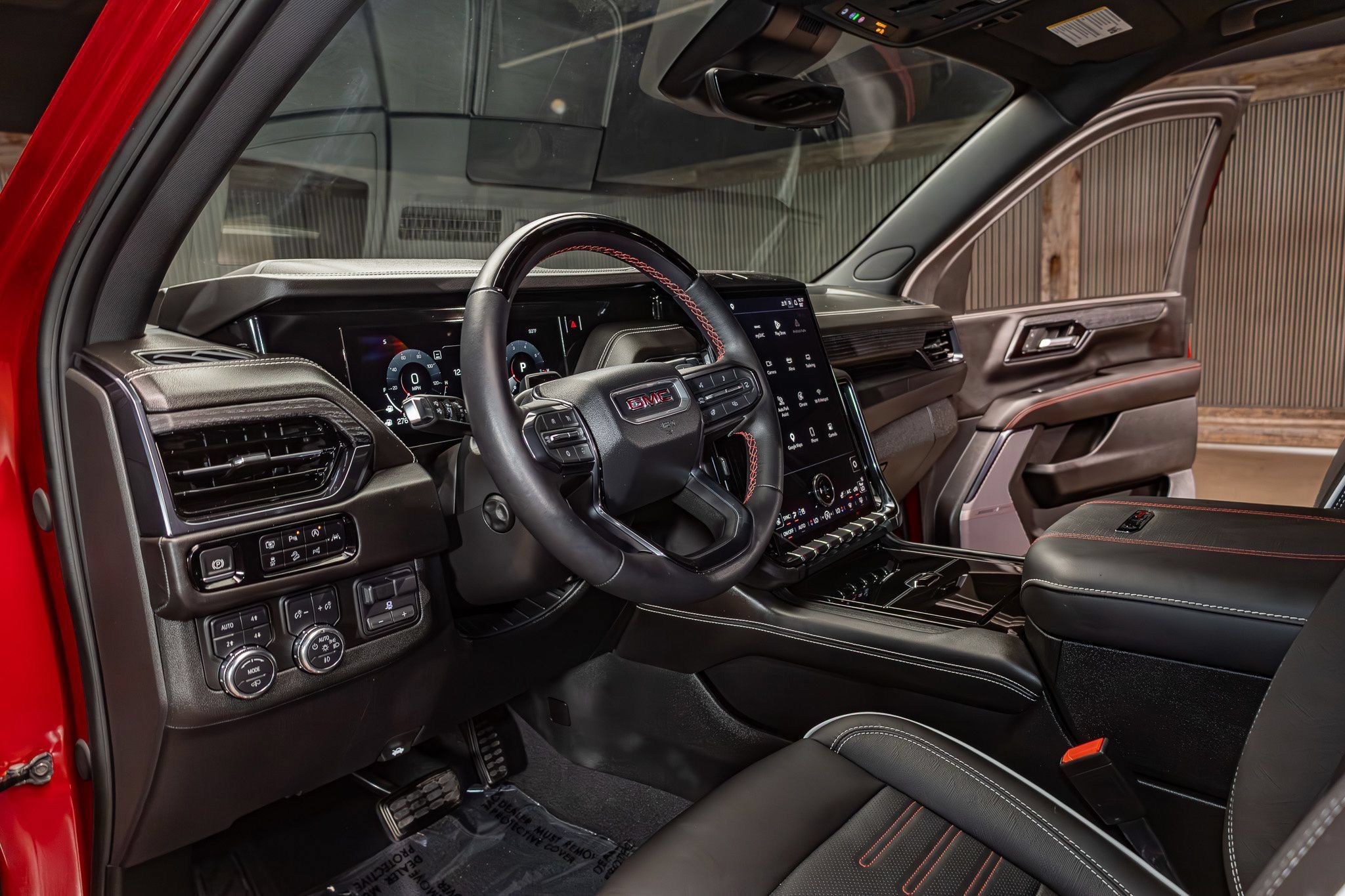 Used 2025 GMC Yukon AT4 Ultimate AWD/4WD image 13