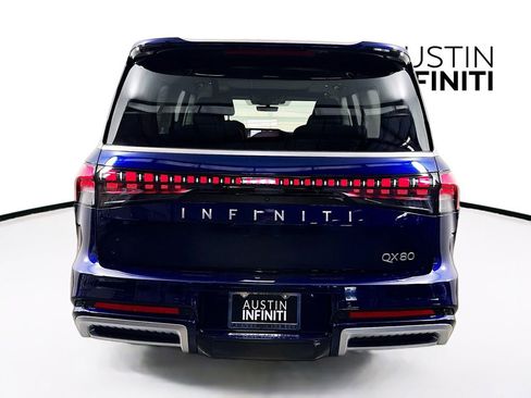 Certified 2025 INFINITI QX80 Luxe image 8