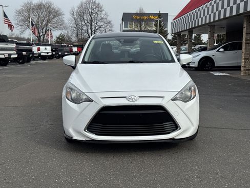 Used 2016 Scion iA image 2