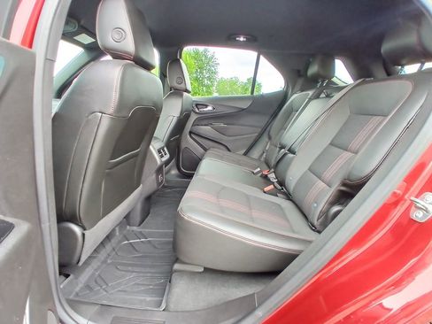 Used 2024 Chevrolet Equinox RS w/ LPO, Floor Liner Package FWD image 17