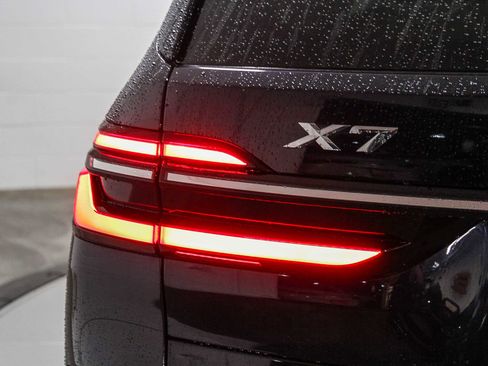Certified 2023 BMW X7 xDrive40i w/ M Sport Package image 7