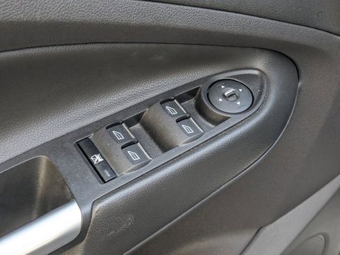 Used 2015 Ford Escape Titanium w/ Equipment Group 301A FWD image 12