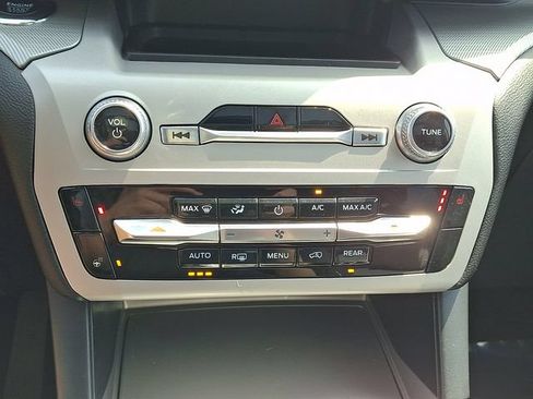 Certified 2023 Ford Explorer XLT w/ Equipment Group 202A AWD/4WD image 15