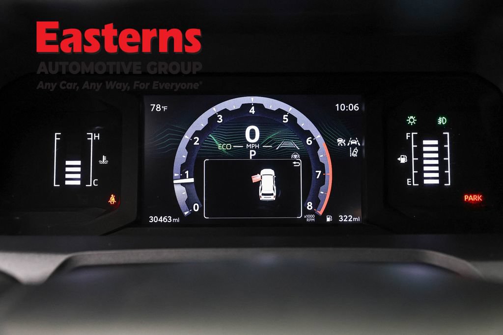 Used 2025 Toyota 4Runner SR5 AWD/4WD image 18