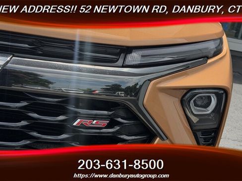 Used 2024 Chevrolet TrailBlazer RS w/ Convenience Package AWD/4WD image 9