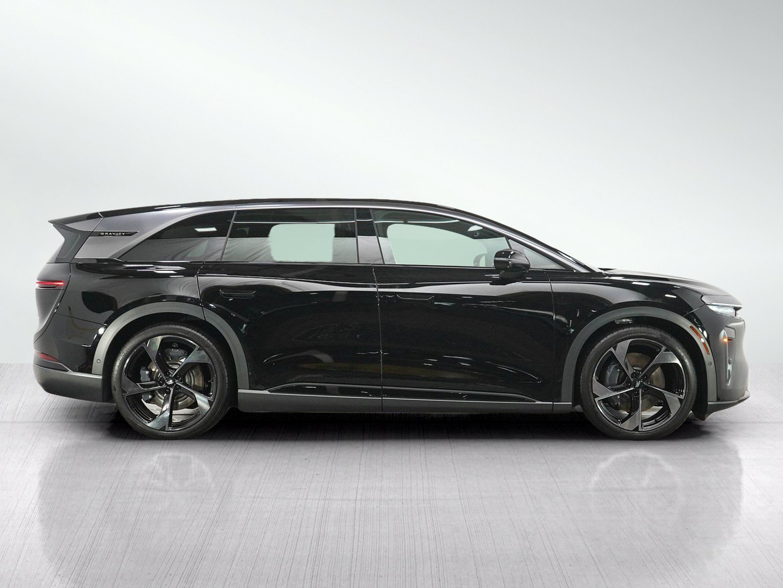 Used 2026 Lucid Gravity Grand Touring AWD/4WD image 7